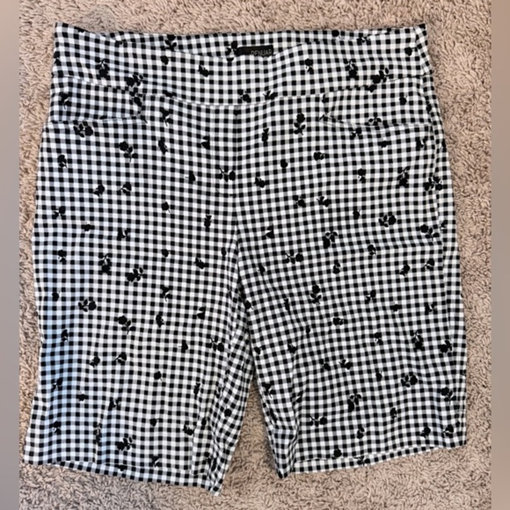 Renuar Black and White Gingham Women's Bermuda Shorts